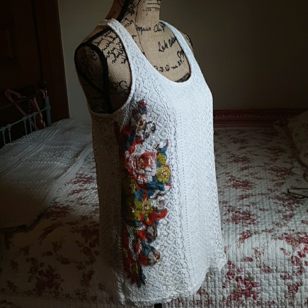 Lace tank top